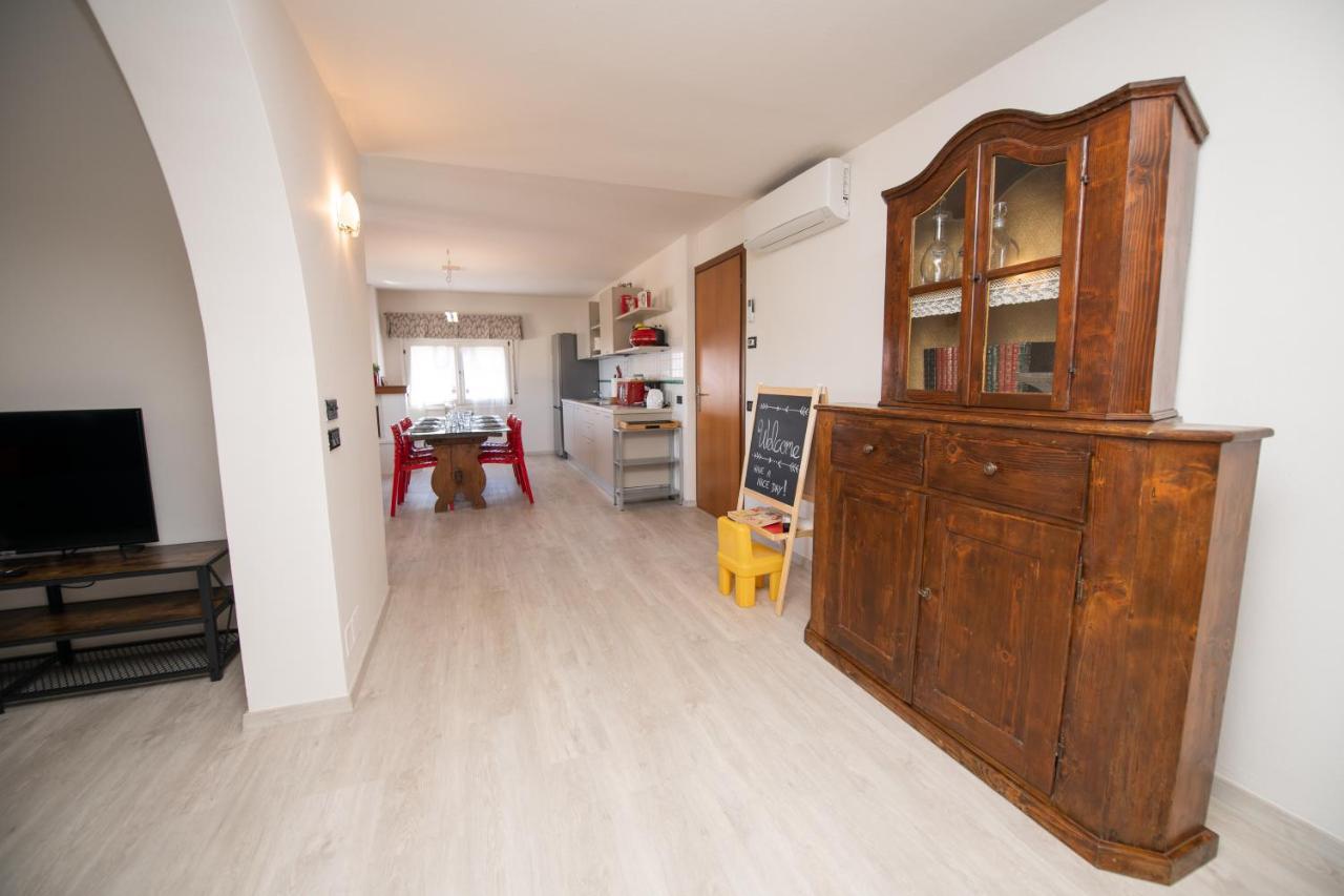 Il Cortiletto - Appartamento Lores Manerba del Garda Buitenkant foto