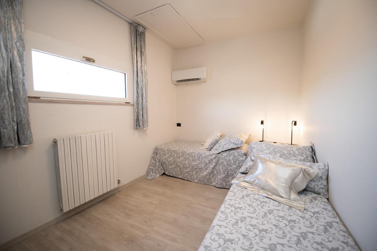 Il Cortiletto - Appartamento Lores Manerba del Garda Buitenkant foto